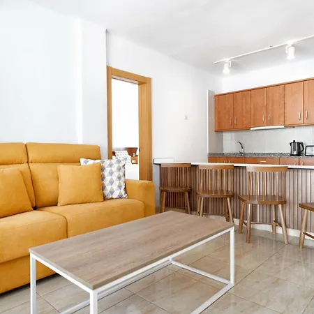 At 50m From The Ocean, With Wifi And Pool, In Puerto Del Carmen Apartamento Puerto del Carmen (Lanzarote)