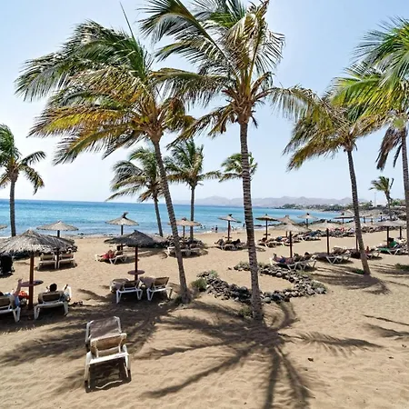 At 50m From The Ocean, With Wifi And Pool, In Puerto Del Carmen Puerto del Carmen