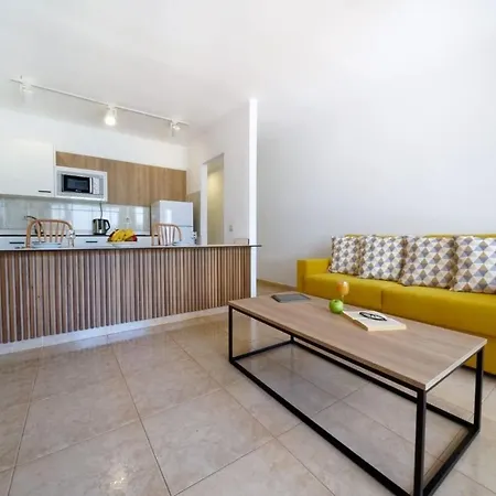 Apartament At 50m From The Ocean, With Wifi And Pool, In Puerto Del Carmen