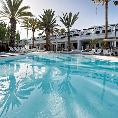 At 50m From The Ocean, With Wifi And Pool, In Puerto Del Carmen